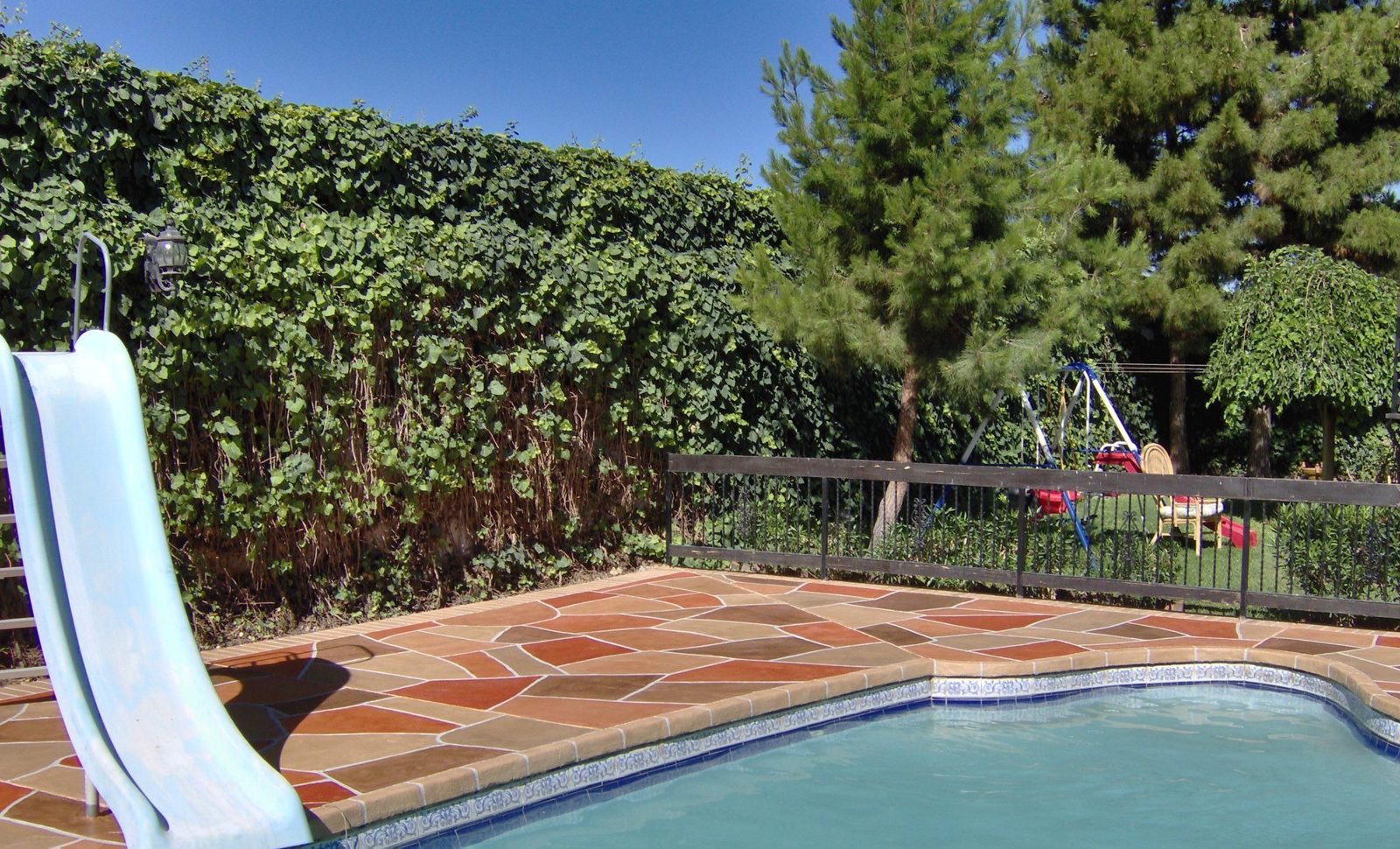 Alberca residencial terminada